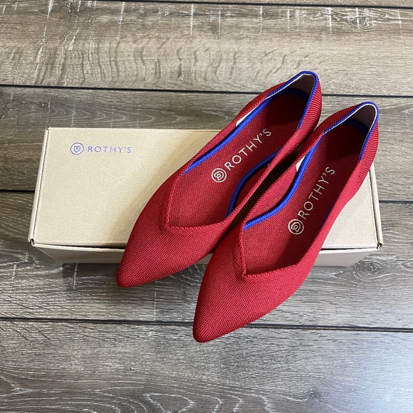 rothys chili red
